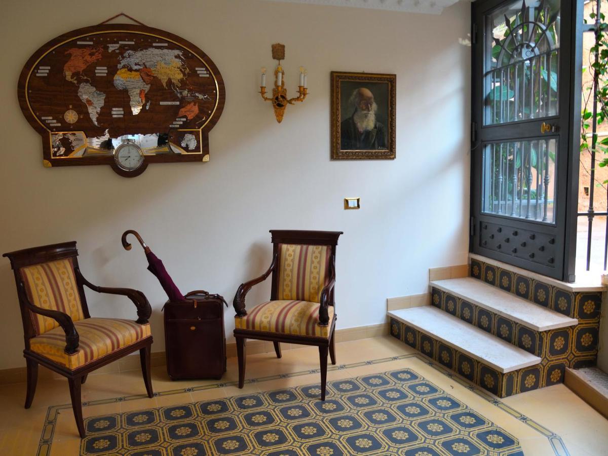 Regal House Roma Capucci 6 Hotel Екстериор снимка