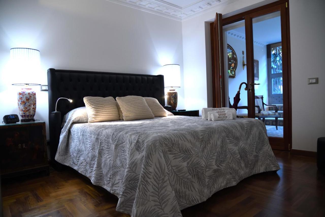 Regal House Roma Capucci 6 Hotel Екстериор снимка