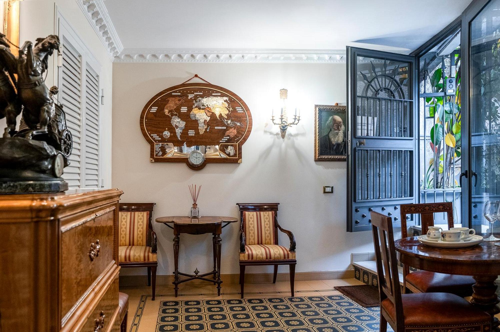 Regal House Roma Capucci 6 Hotel Екстериор снимка